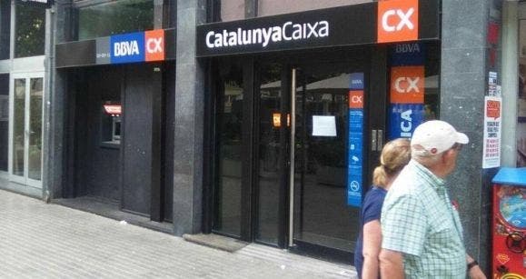 Una oficina, en pleno proceso de integración de BBVA y CatalunyaCaixa