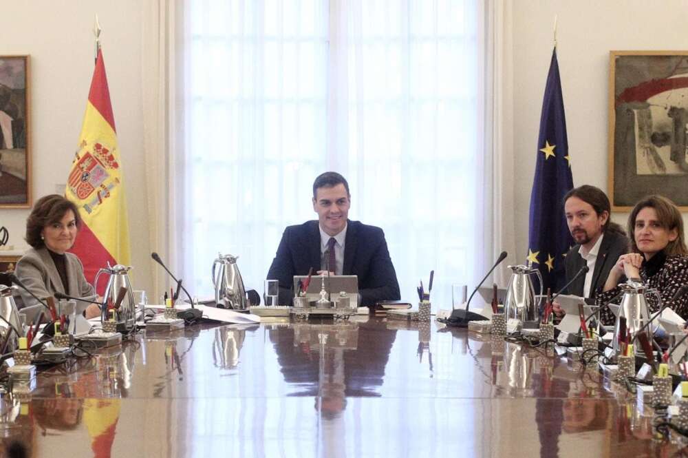 Pedro Sánchez en una foto de archivo del primer Consejo de Ministros./ EFE