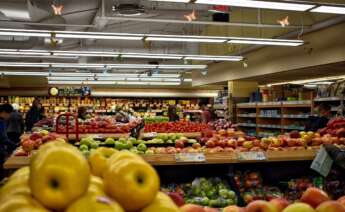 Los supermercados abortan la guerra de precios por la subida de la luz.