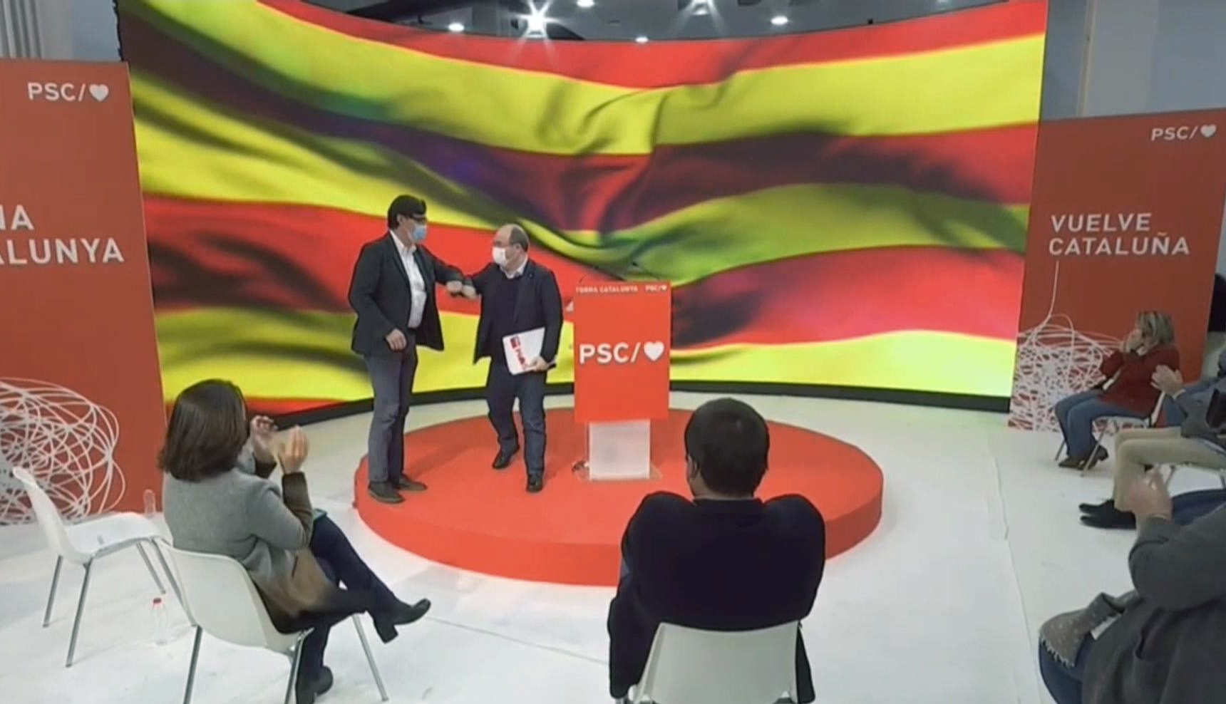Salvador Illa y Miquel Iceta durante el primer acto de precampaña del PSC para las elecciones catalanas del 14-F, el 3 de enero de 2021 en Barcelona | EFE/Archivo