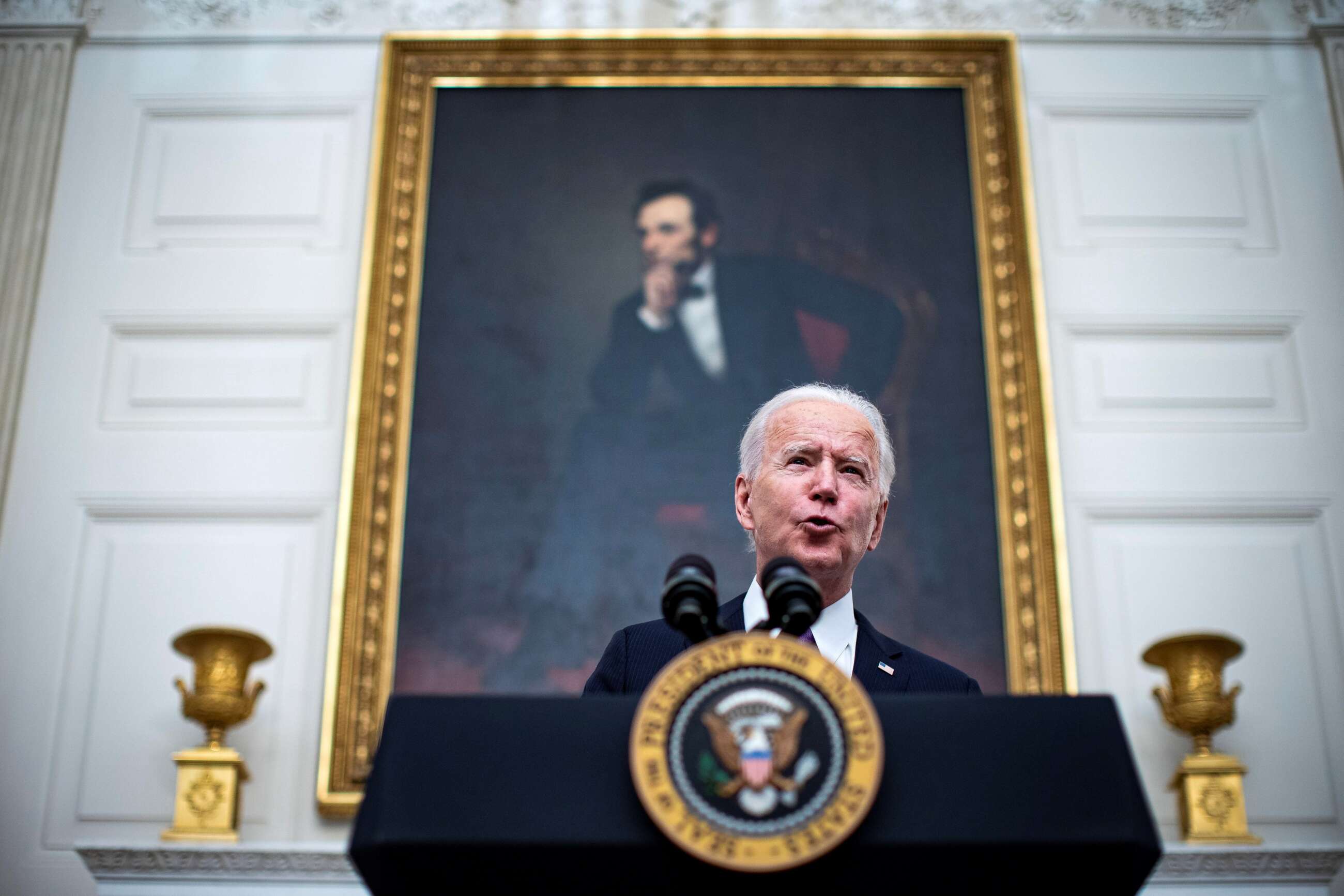 El presidente de Estados Unidos, Joe Biden, habla sobre la covid-19 en Washington, DC, Estados Unidos, este 21 de enero de 2021. EFE/EPA/Al Drago