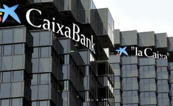 Oficinas de Caixabank en la Diagonal de Barcelona./ EFE