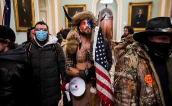 Seguidores de Trump durante el asalto al Capitolio. EFE