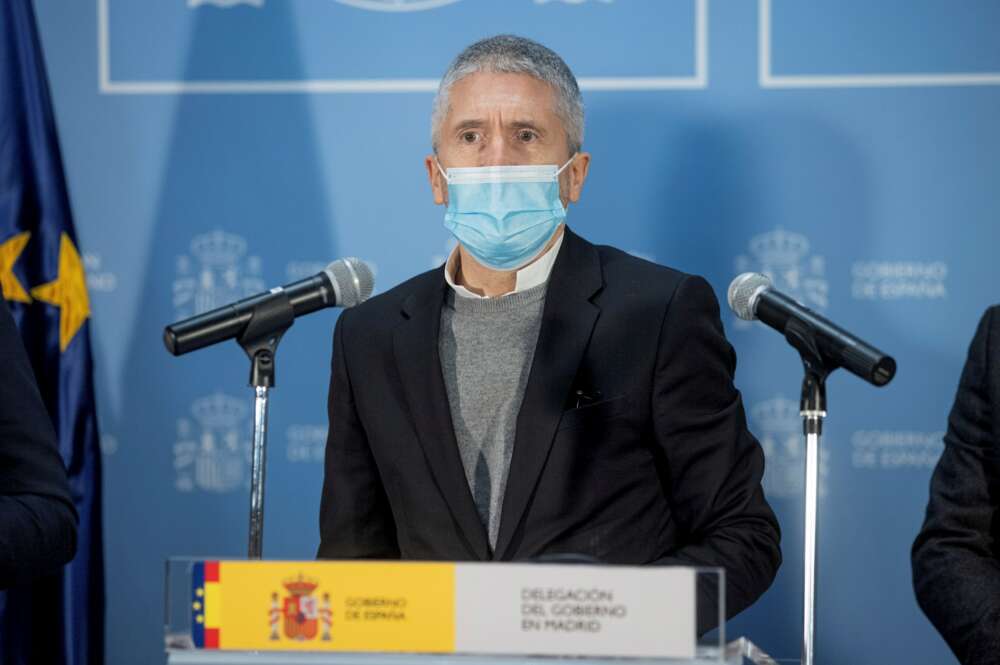El ministro del Interior, Fernando Grande-Marlaska, en una rueda de prensa sobre el temporal 'Filomena', el 10 de enero de 2021 desde la Delegación del Gobierno en Madrid | EFE/RJ