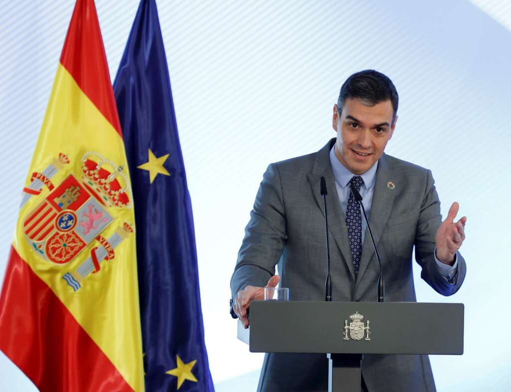 El presidente del Gobierno y líder del PSOE, Pedro Sánchez, en un acto en el Palacio de la Moncloa, el 17 de febrero de 2021 | EFE/Zipi