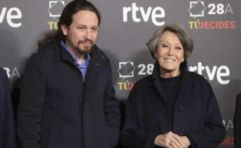 Pablo Iglesias y la administradora única de RTVE, Rosa María Mateo, a la llegada del líder de Podemos al debate de las elecciones del 28-A, el 22 de abril de 2019 en Madrid | EFE/JJM/Archivo