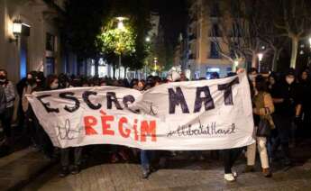 Pancarta en una manifestación en Girona por la libertad de Pablo Hasel. EFE/ Toni Vilches/Archivo