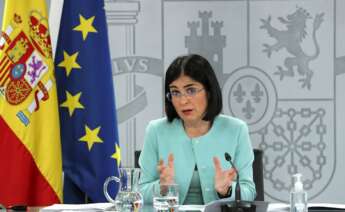 La ministra de Sanidad, Carolina Darias, durante una rueda de prensa, el 17 de marzo de 2021 | EFE/KH