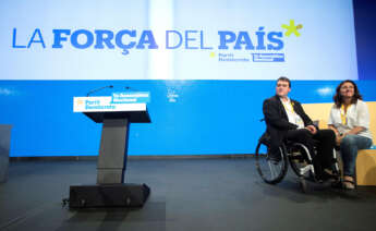 El presidente del PDeCAT, David Bonvehí junto a Mercè Conesa, presidenta del consejo nacional del PdeCat. EFE/Marta Pérez/Archivo