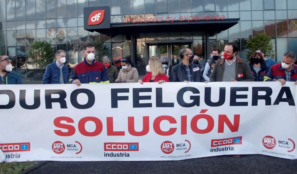 Empleados de Duro Felguera protestan en Gijón en noviembre de 2020. EFE