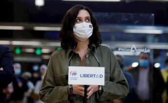 Isabel Díaz Ayuso, presidenta de la Comunidad de Madrid, en un acto de campaña del 4-M en el metro de Madrid. EFE