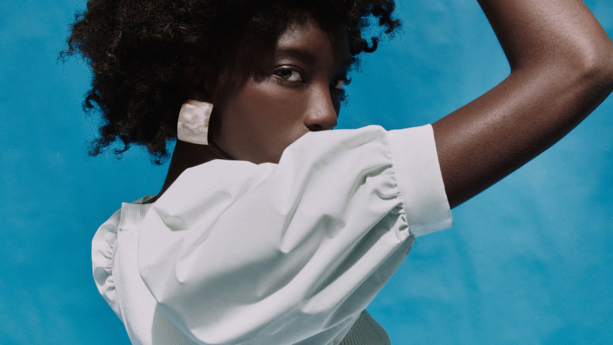 El vestido blanco de Zara de 39,95 euros que ha conquistado a Sara Carbonero