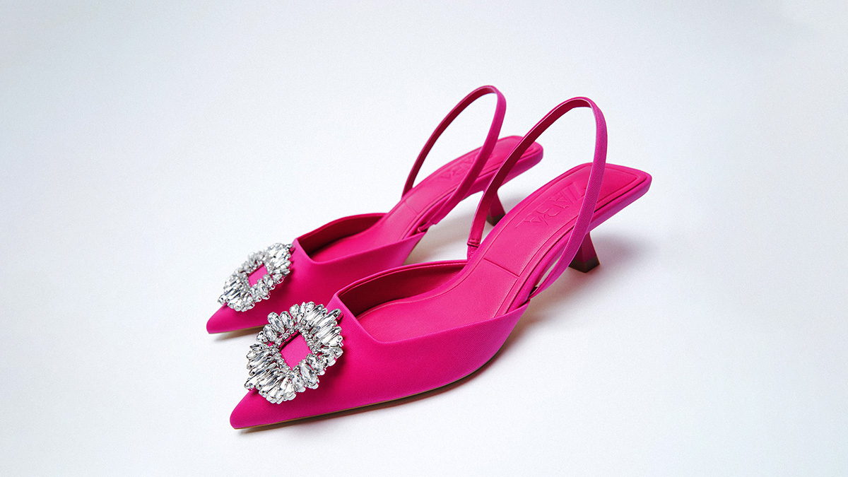 Zara versiona estos Manolo Blahnik para crear la sandalia tendencia del  verano