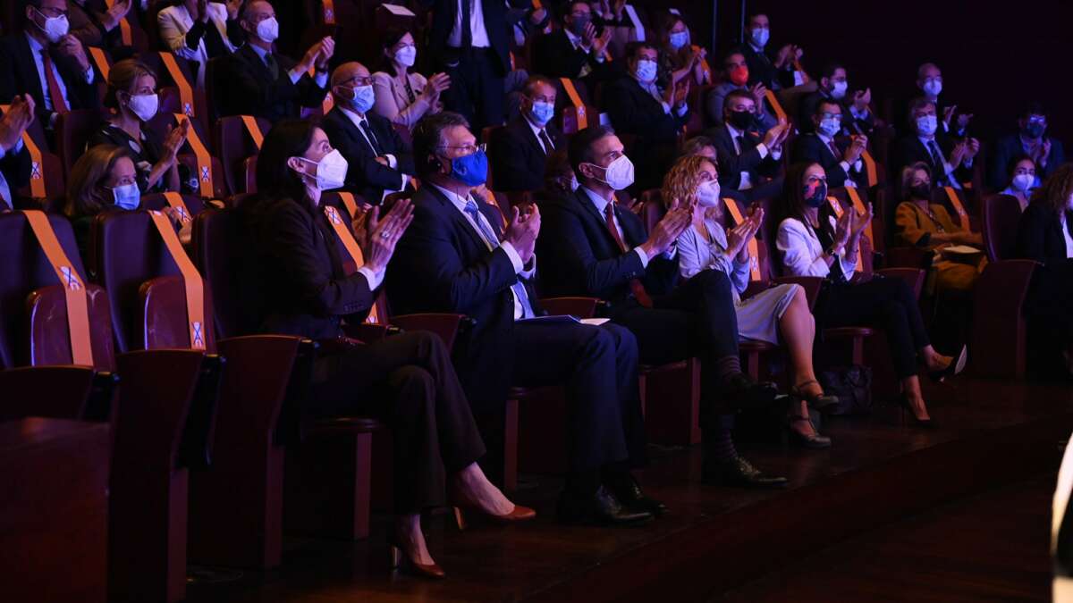 Asistentes al acto de presentación del documento 'España 2050'. Gobierno.