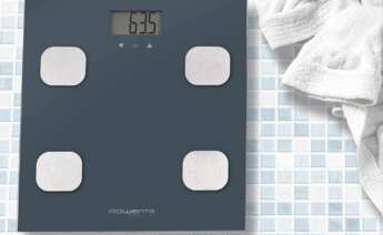 Amazon pone de oferta la báscula de baño digital con medidor de grasa corporal de Rowenta por tan solo 19,89 euros