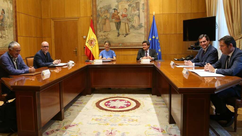 Los ministros de Trabajo y Seguridad Social, Yolanda Díaz y José Luis Escrivá, se reúnen con los secretarios generales de CCOO (Unai Sordo)y UGT (Pepe Álvarez) y con los presidente de CEOE (Antonio Garamendi) y Cepyme (Gerardo Cuerva)