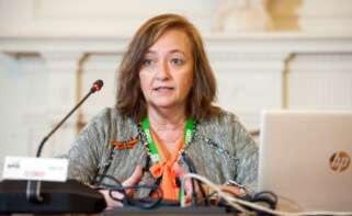 La presidenta de la AIREF, Cristina Herrero, en los Cursos de Verano de la UIMP. / APIE