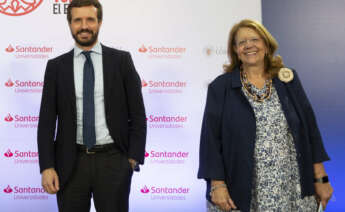 El presidente del PP, Pablo Casado, y la vicesecretaria sectorial, Elvira Rodríguez.