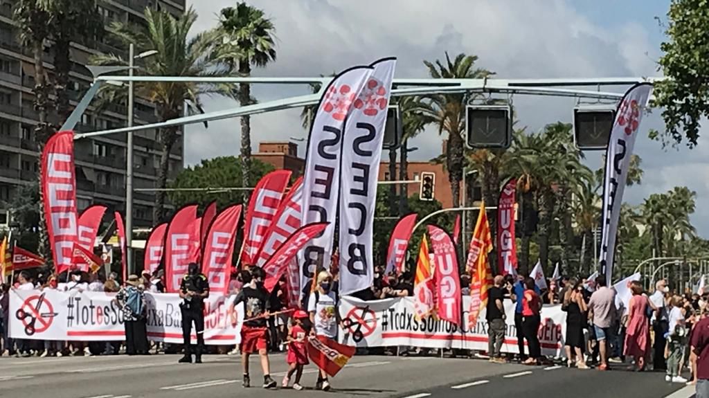 Trabajadores de Caixabank protestan por las calles de Valencia. Fuente: SECB Caixabank. 