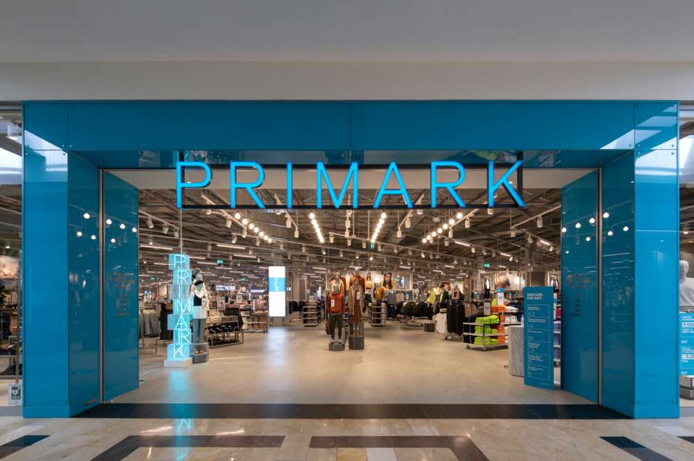 Entrada de una tienda de Primark