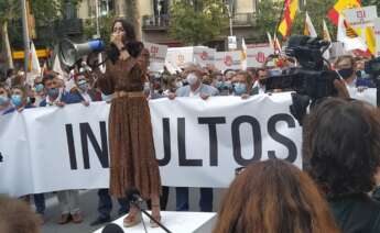 Inés Arrimadas, durante su intervención contra los indultos en la manifestación de Ciudadanos frente a la delegación del Gobierno / ED