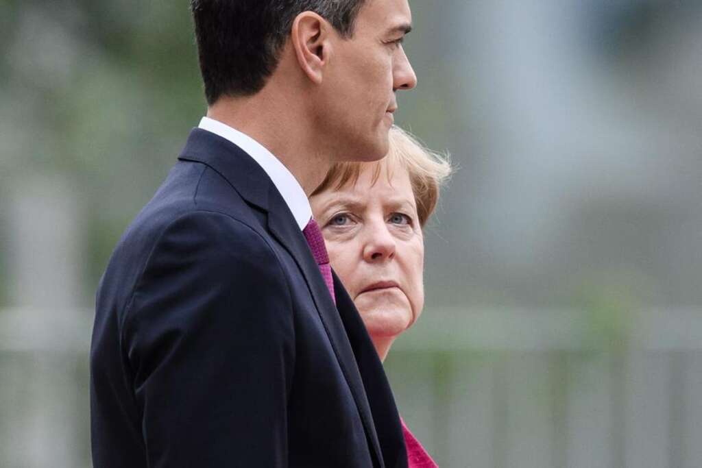Pedro Sánchez y Angela Merkel, en una imagen de archivo./ EFE