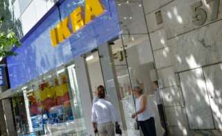 Fachada de una tienda de IKEA.