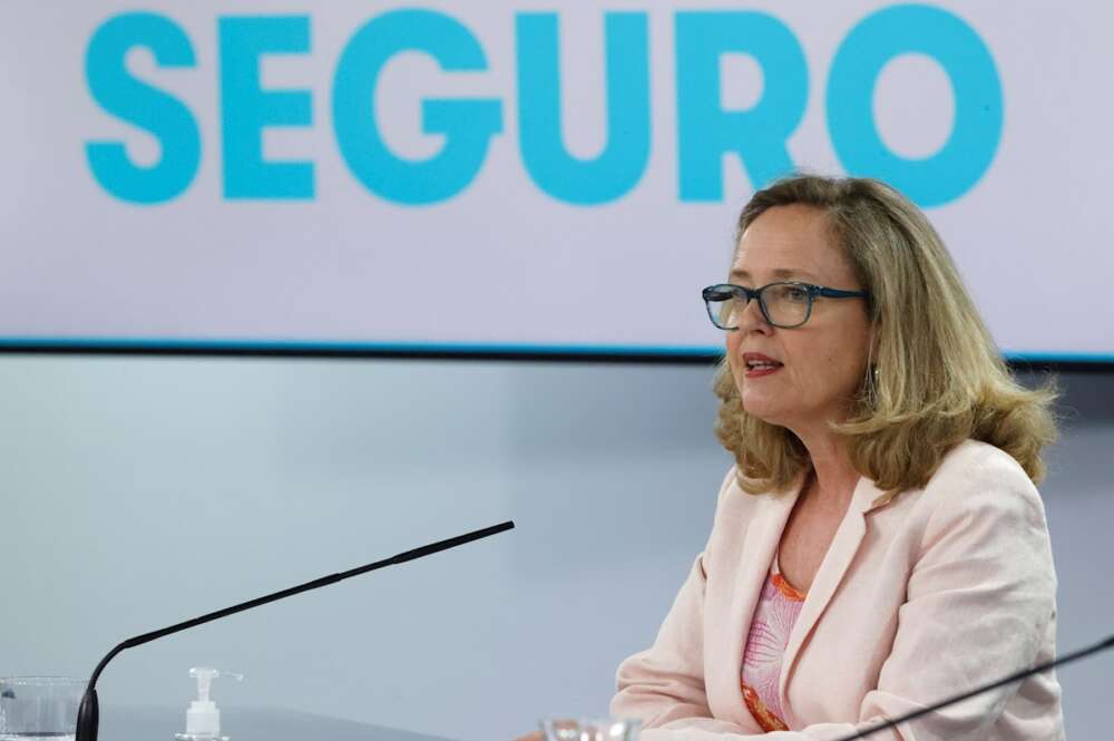 La vicepresidenta segunda, Nadia Calviño, en la rueda de prensa posterior al Consejo de Ministros. EFE