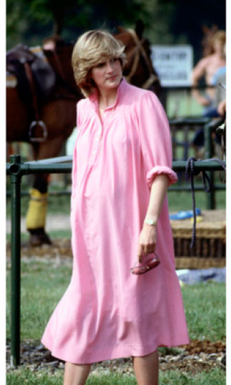 Lady Di con el vestido que ha inspirado a Zara