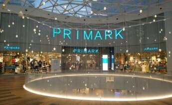 Interior de una tienda de Primark