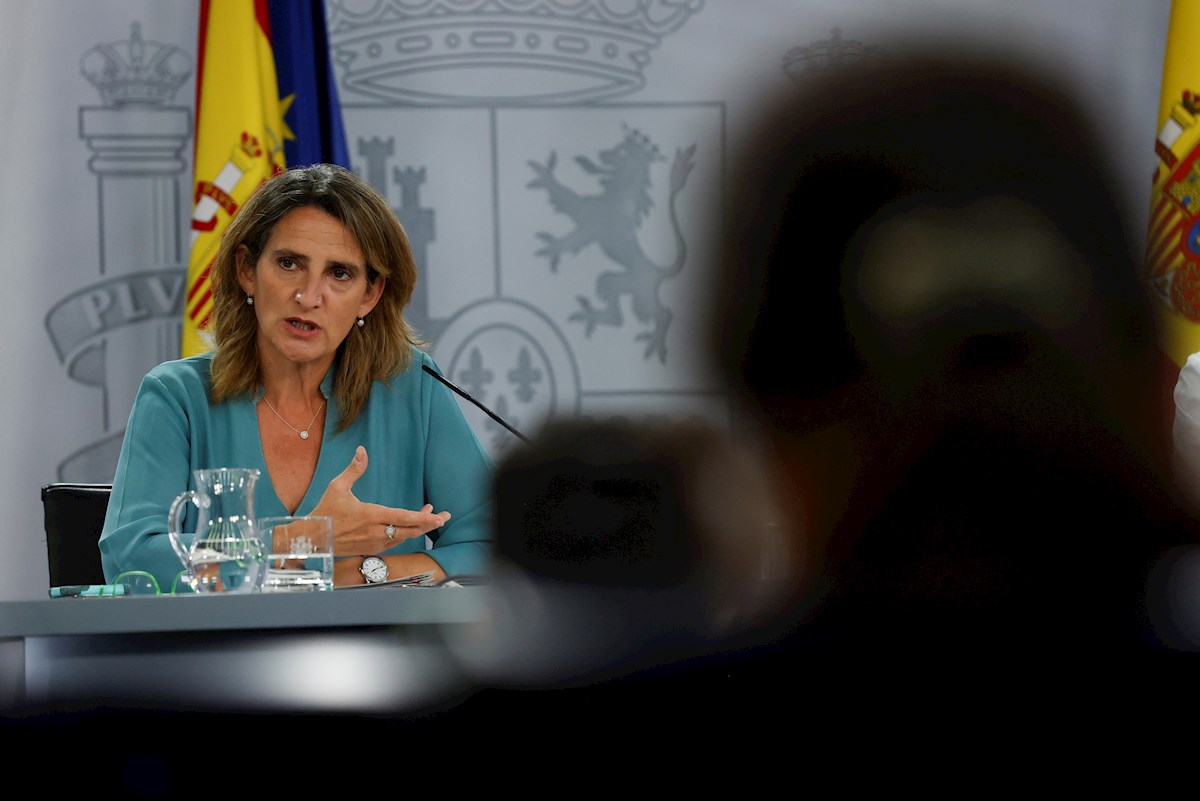 MADRID, 03/08/2021.- La ministra para la Transición Ecológica, Teresa Ribera, durante la rueda de prensa posterior a la reunión del Consejo de Ministros, este martes, en el complejo del Palacio de la Moncloa. EFE/Juan Carlos Hidalgo