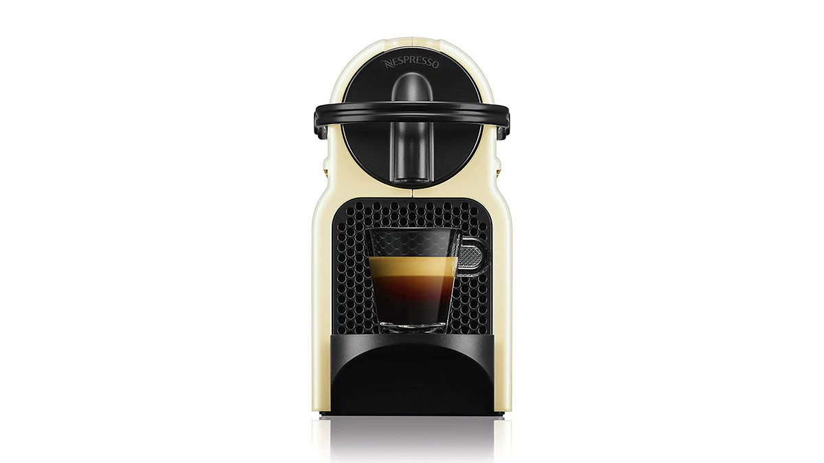 La Nespresso De'Longhi es la cafetera de cápsulas más vendida en Amazon y  está rebajada un 30