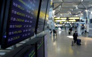 Panel informativo en un aeropuerto de la red de Aena. EFE