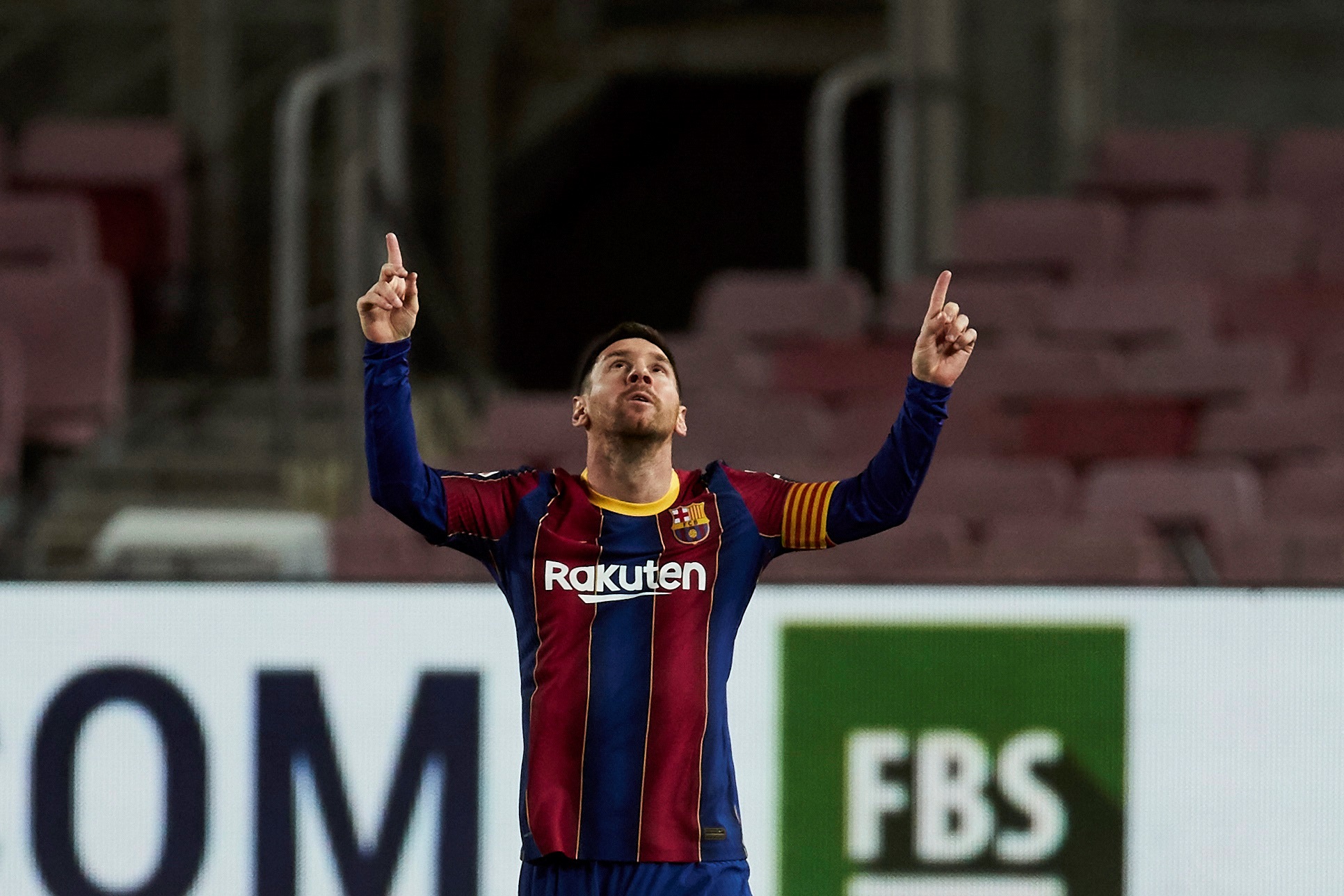 Месси забил сегодня. Messi забивает фото Постер.