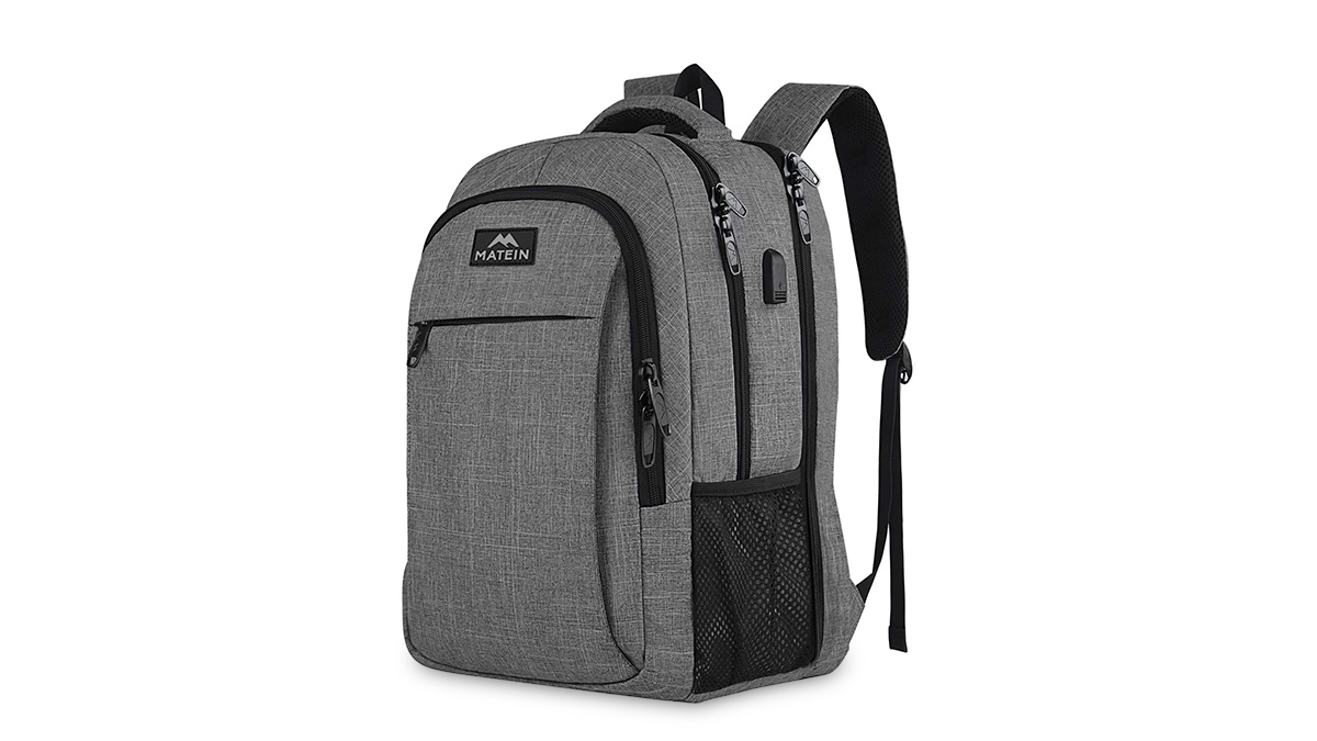 La mochila para portátil más vendida en Amazon tiene puerto USB integrado,  más de 35.000 valoraciones y precio 'low cost'