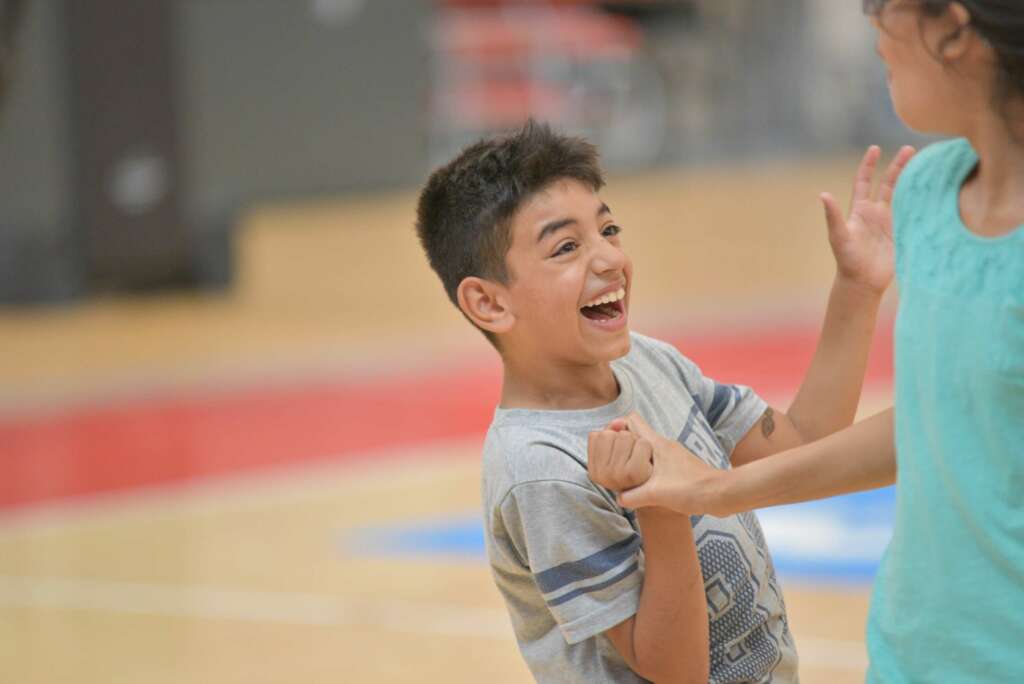 Más de 20.000 menores en situación vulnerable vuelven a disfrutar de las actividades de verano CaixaProinfancia.