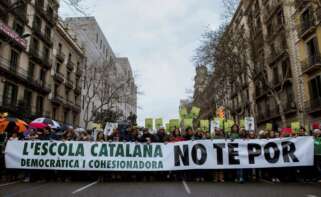 Imagen de archivo de una manifestación de apoyo al modelo de inmersión lingüística, que actualmente se aplica en Cataluña / EFE