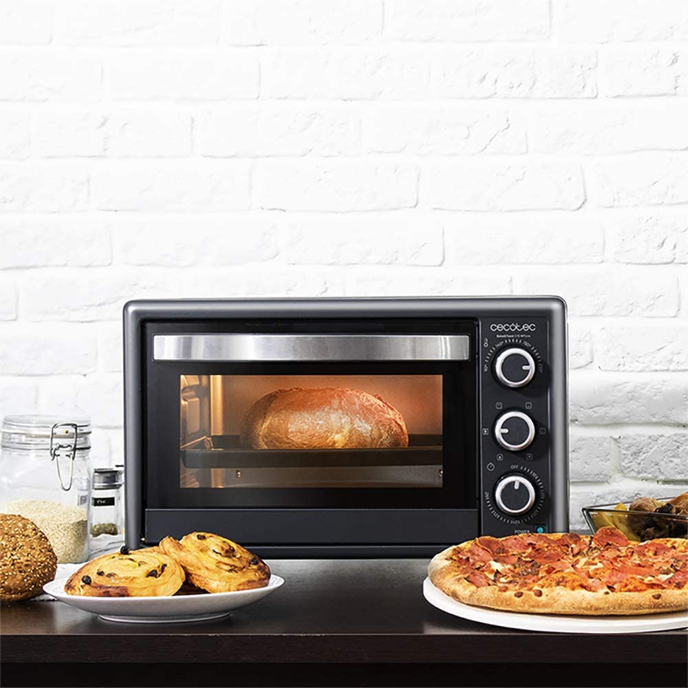 Cecotec tiene un horno de sobremesa con piedra para pizza en los mejor  valorados de Amazon (y está de oferta)