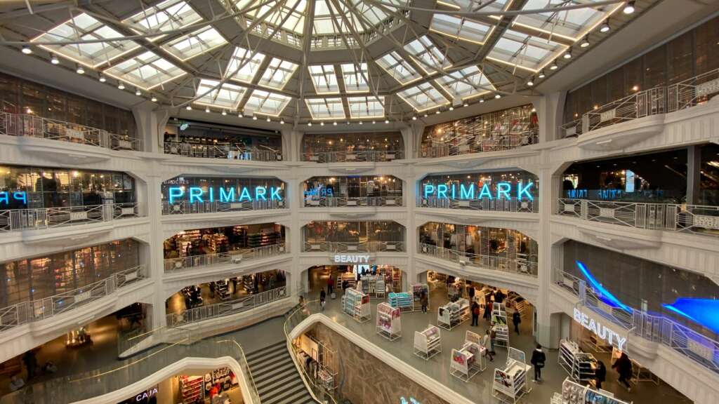 Primark abrirá por fin su tienda online, ¡ya podrás planear tus mejores  'outfits' desde casa!