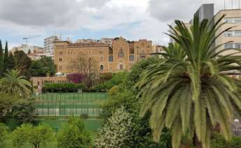 Recinto de San José de la Montaña, el centro de acogida de menores que Colau propone dividir con una calle / Real Santuario de San José de la Montaña