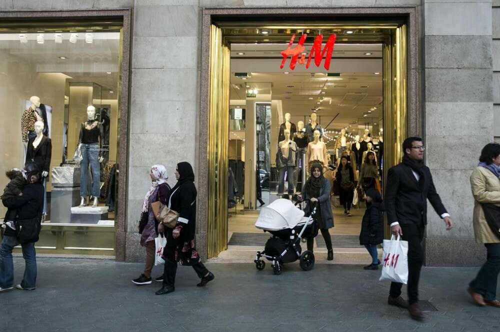 Fachada exterior de una tienda de H&M