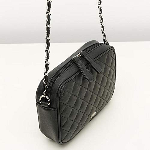 Misako tiene un bolso a la en Amazon con guiño a Chanel - Digital