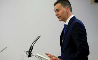 El portavoz del PSOE, Héctor Gómez Hernández durante la rueda de prensa tras la reunión de la Junta de Portavoces del Congreso celebrado este martes. EFE/Fernando Alvarado