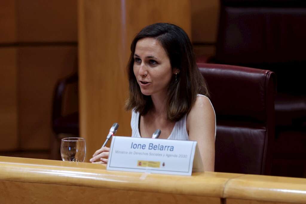 Podemos se cuelga la medalla del castigo del Gobierno a las eléctricas. En la imagen, Ione Belarra. EFE/J.J. Guillén