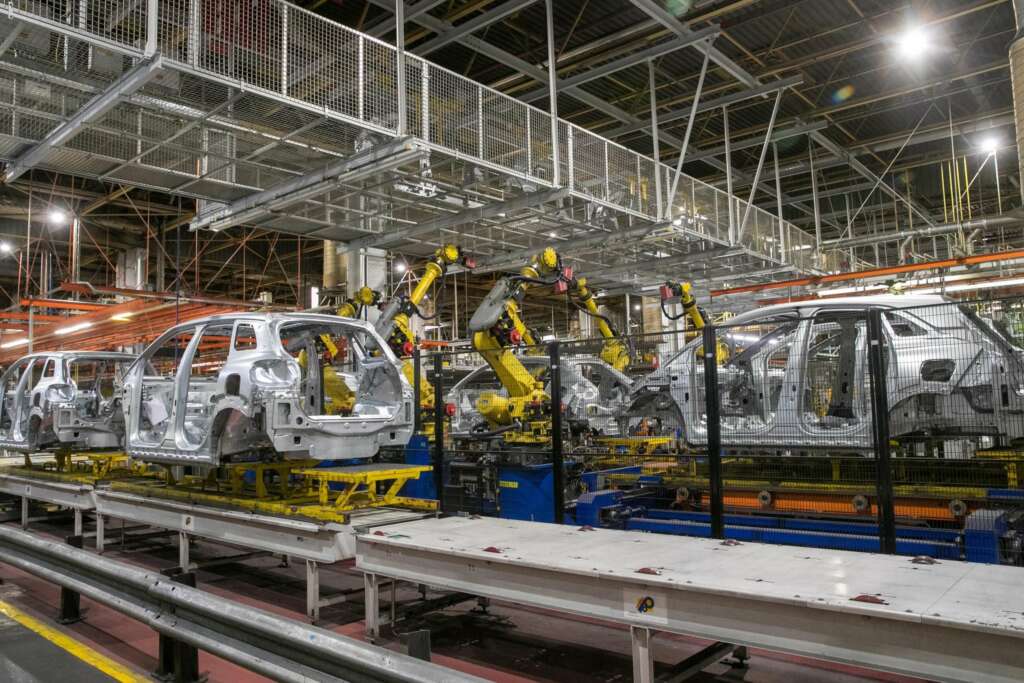 Vista de una planta de producción de automóviles. EFE/Javier Cebollada.