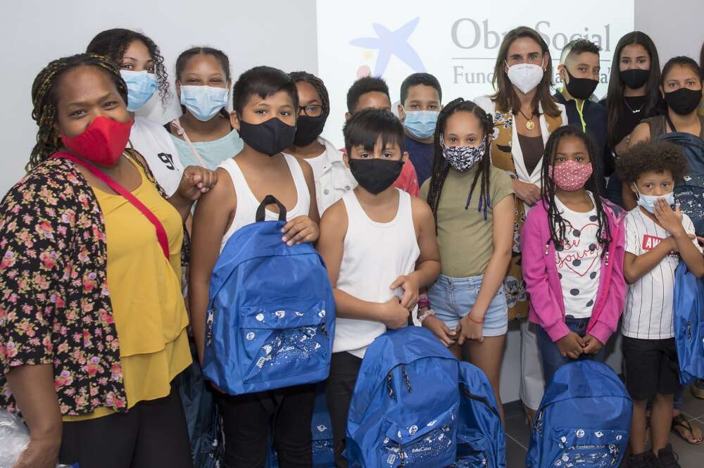 Con el inicio del curso, Fundación “la Caixa” y CaixaBank entregan más de 125.000 kits escolares para los menores que viven en hogares vulnerables. Foto Jesús Garzaron / Fundación “la Caixa”