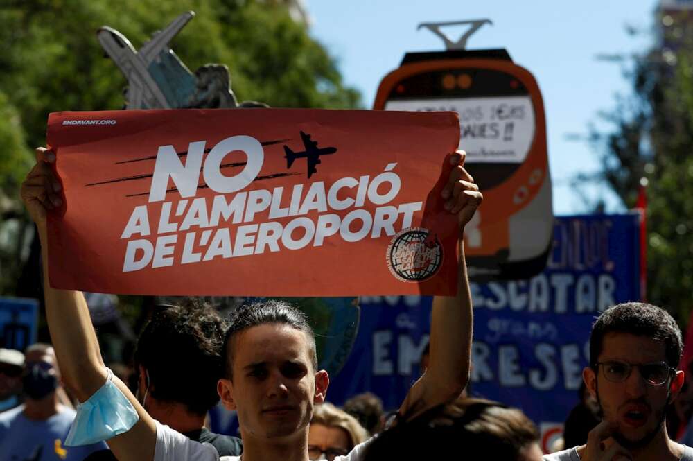 ERC carga contra el Gobierno y Aena por el “chantaje” en la ampliación del aeropuerto de El Prat. EFE/Alberto Estévez