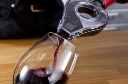 El aireador de vino que venden en Carrefour
