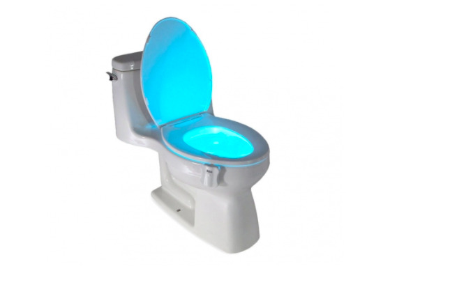 Un WC con la Luz Led Lightbowl Para El Wc 8 Colores Con Sensor Crepuscular que venden en Carrefour