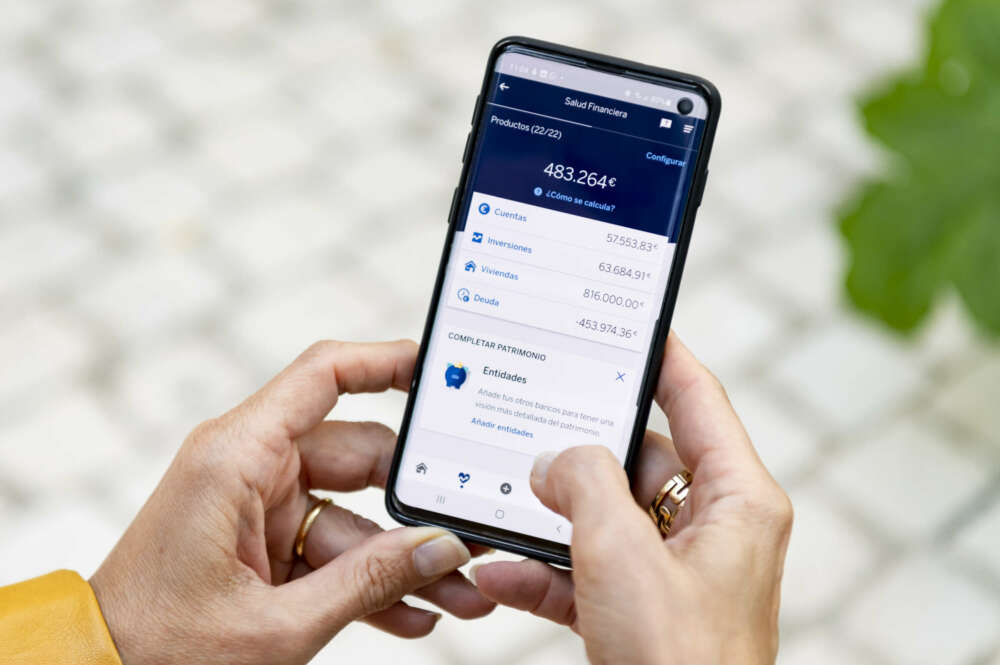 BBVA facilita la app a clientes mayores de 65